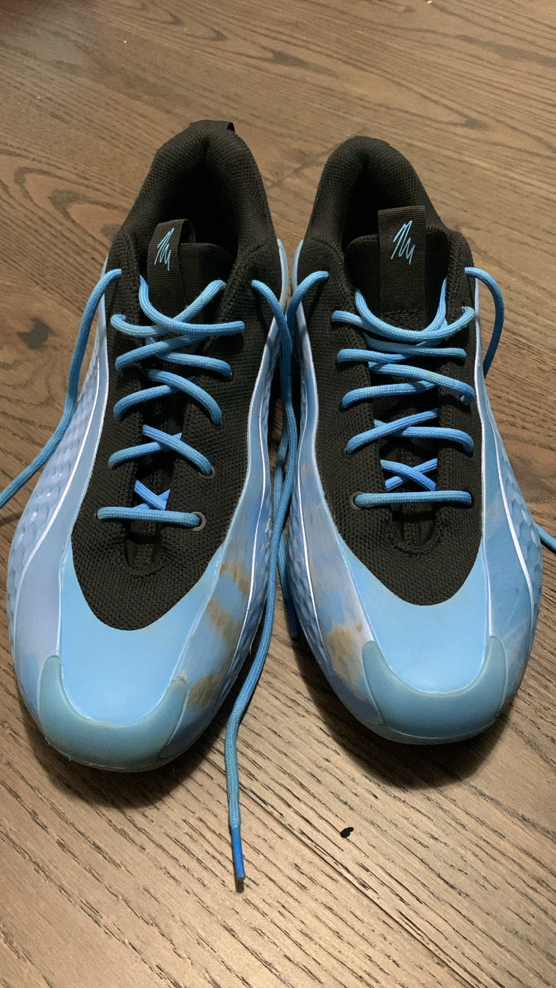 Adidas AE 1 – Black/Light Blue – Used