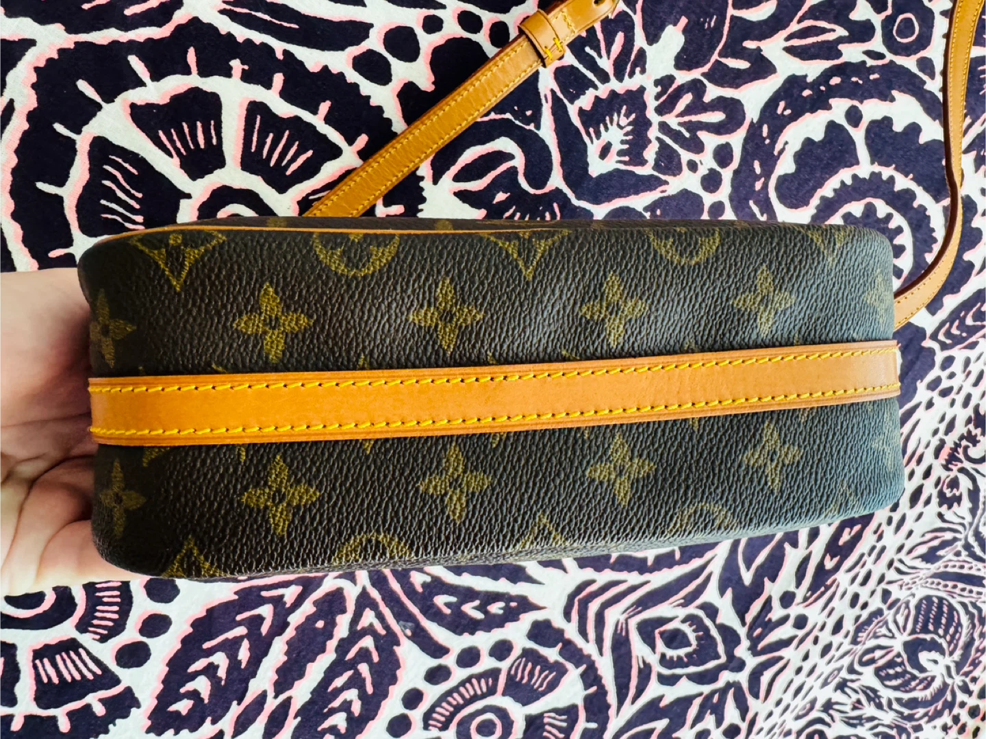 LV Monogram Senlis Shoulder Bag - photo 4