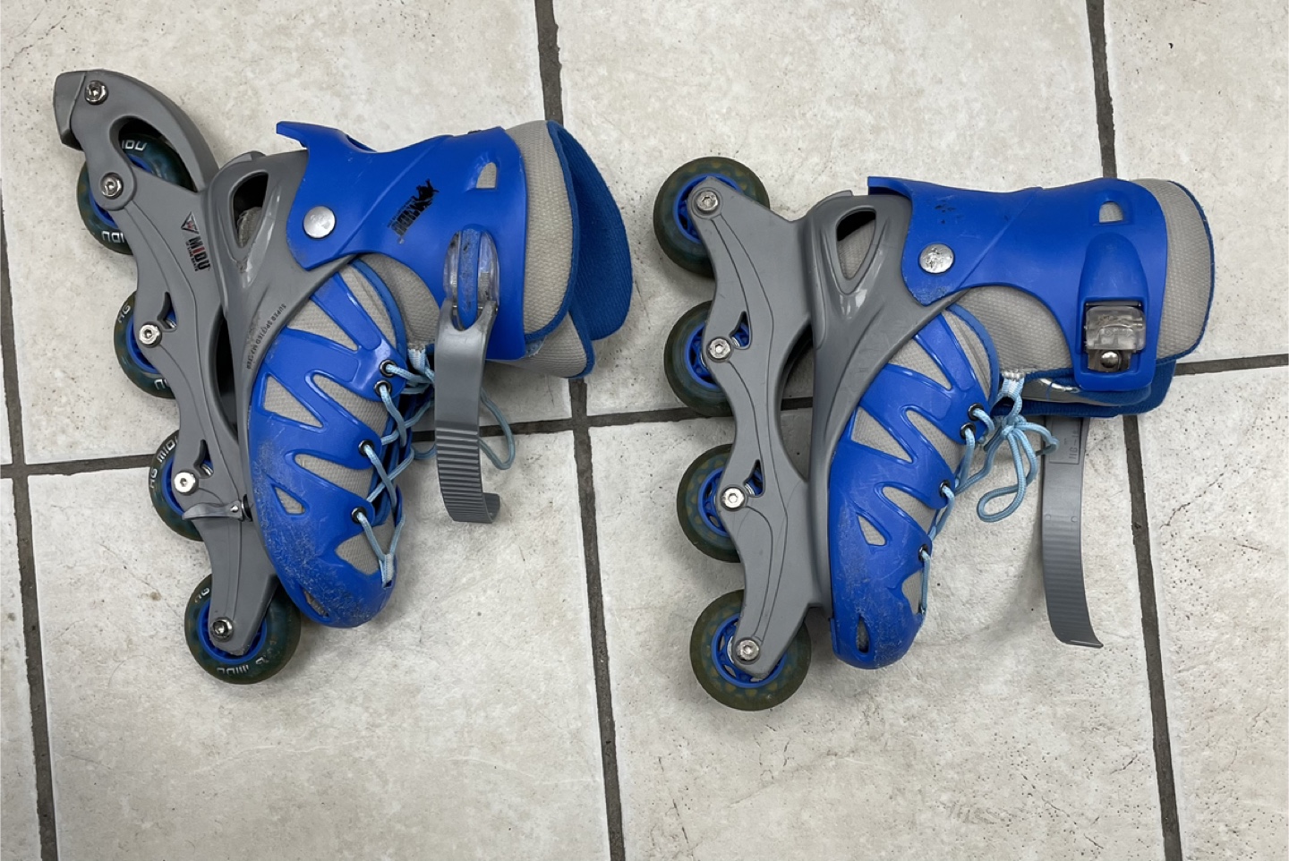 Pink Rollerblades Size M (32-35) blue :33-36 - photo 2