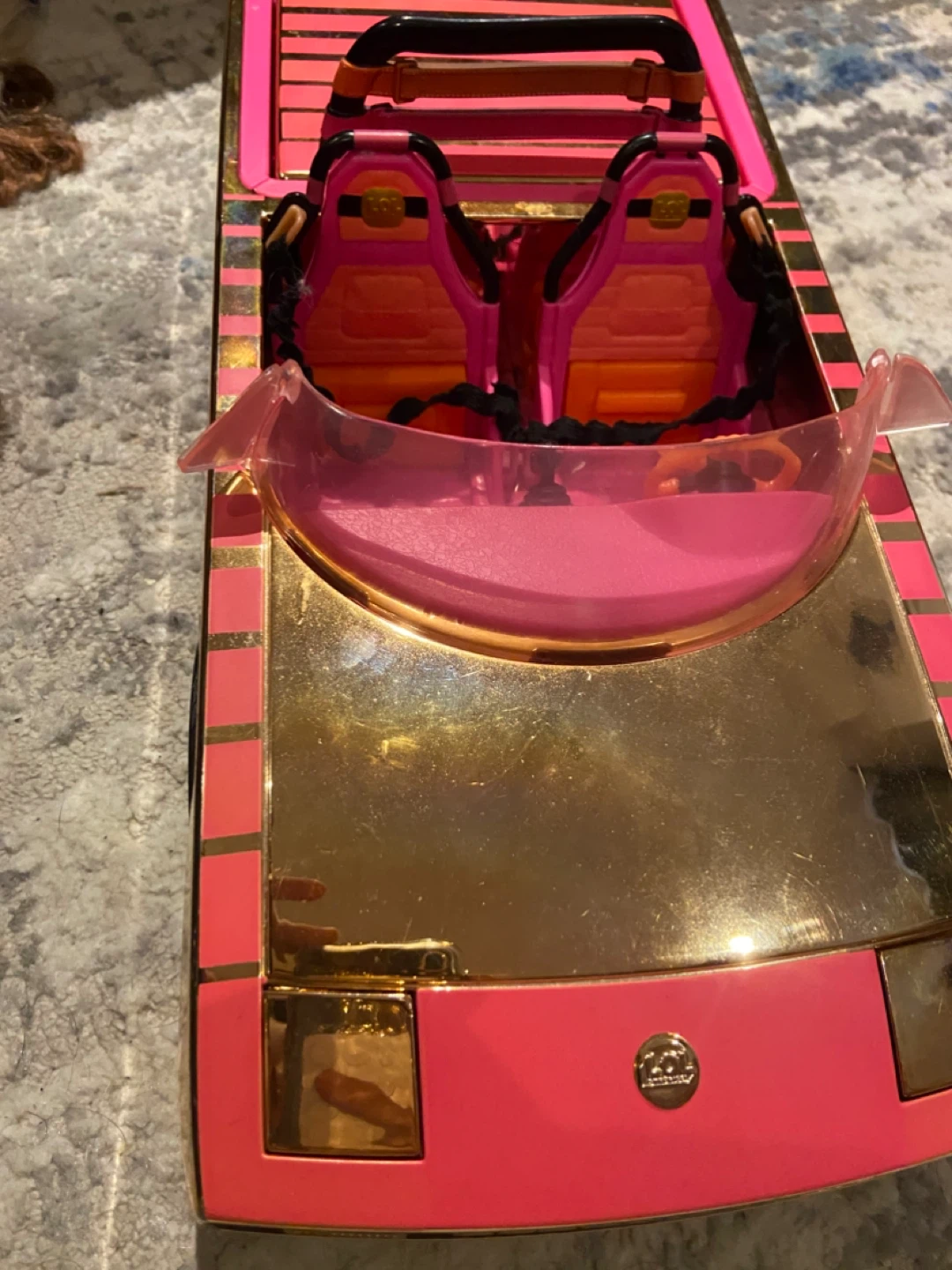 LOL Surprise Car-Brite Pink & Gold Convertible - photo 3