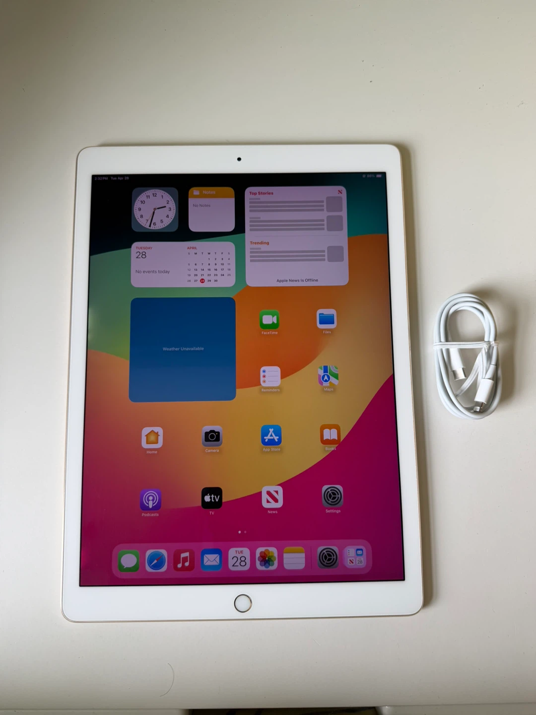 Apple iPad Pro 12.9-inch (2nd Gen) 64GB - Gold