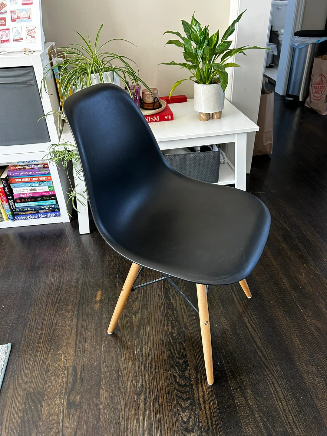 Black Mid-Century Style Chair