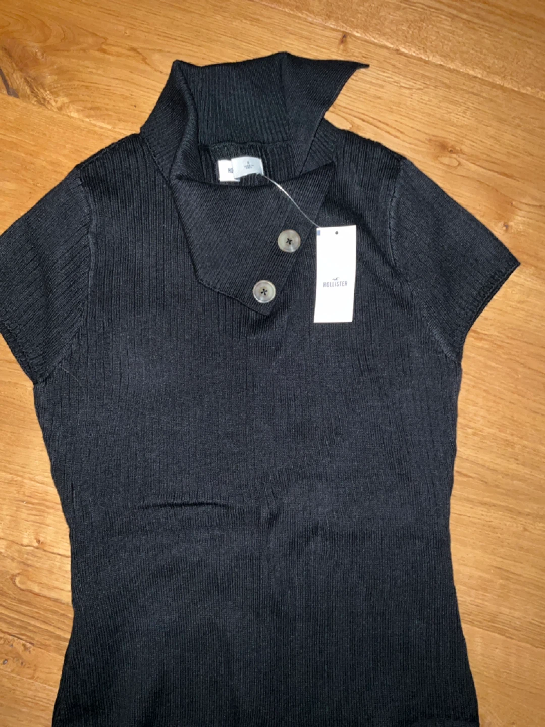 Hollister Black Ribbed Short Sleeve Button tunic - photo 2