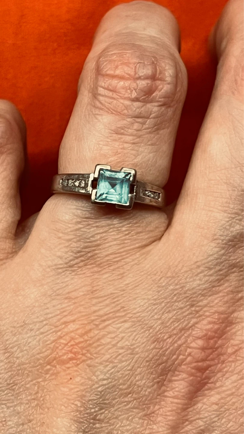 10K white Gold Square Cut Blue Stone Ring with Accent Stones