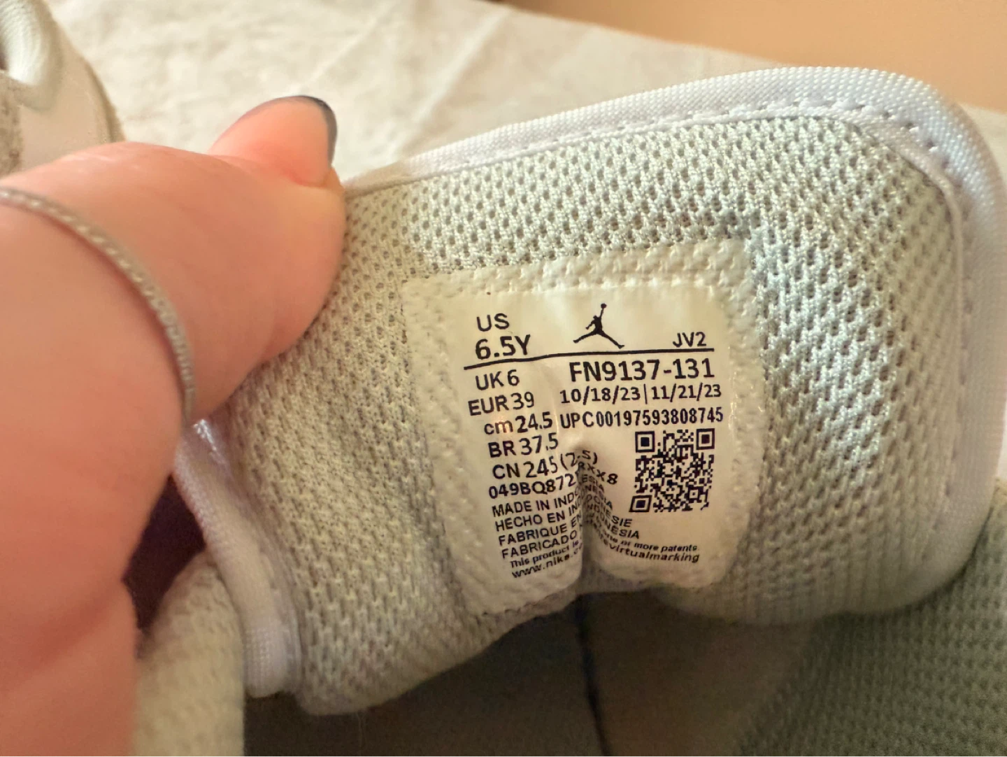 Mint Green Nike Sneakers - photo 3