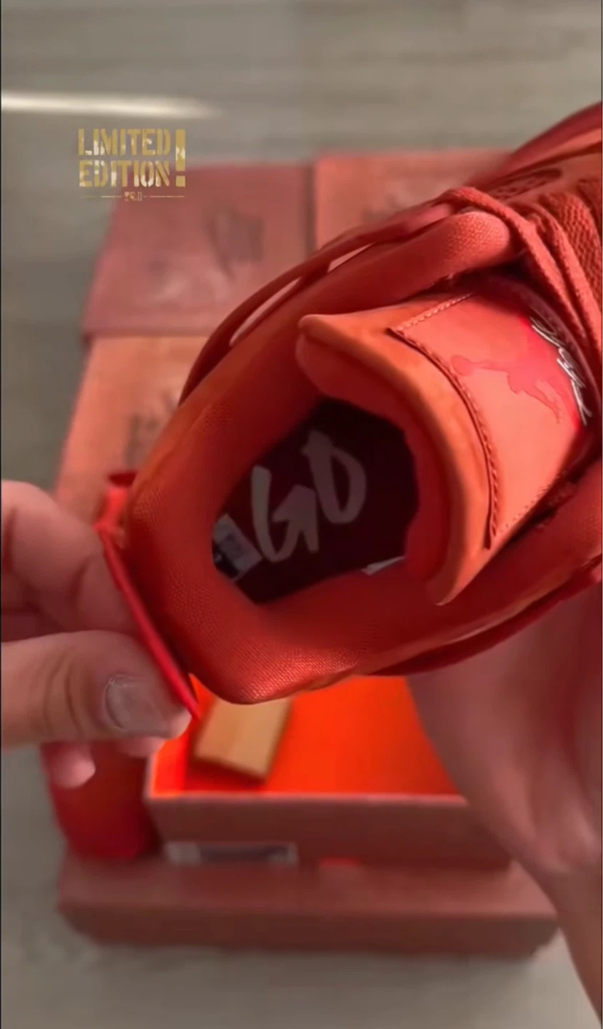 Air Jordan 4 SP x Nigel Sylvester "Brick By Brick" Sneakers - photo 3