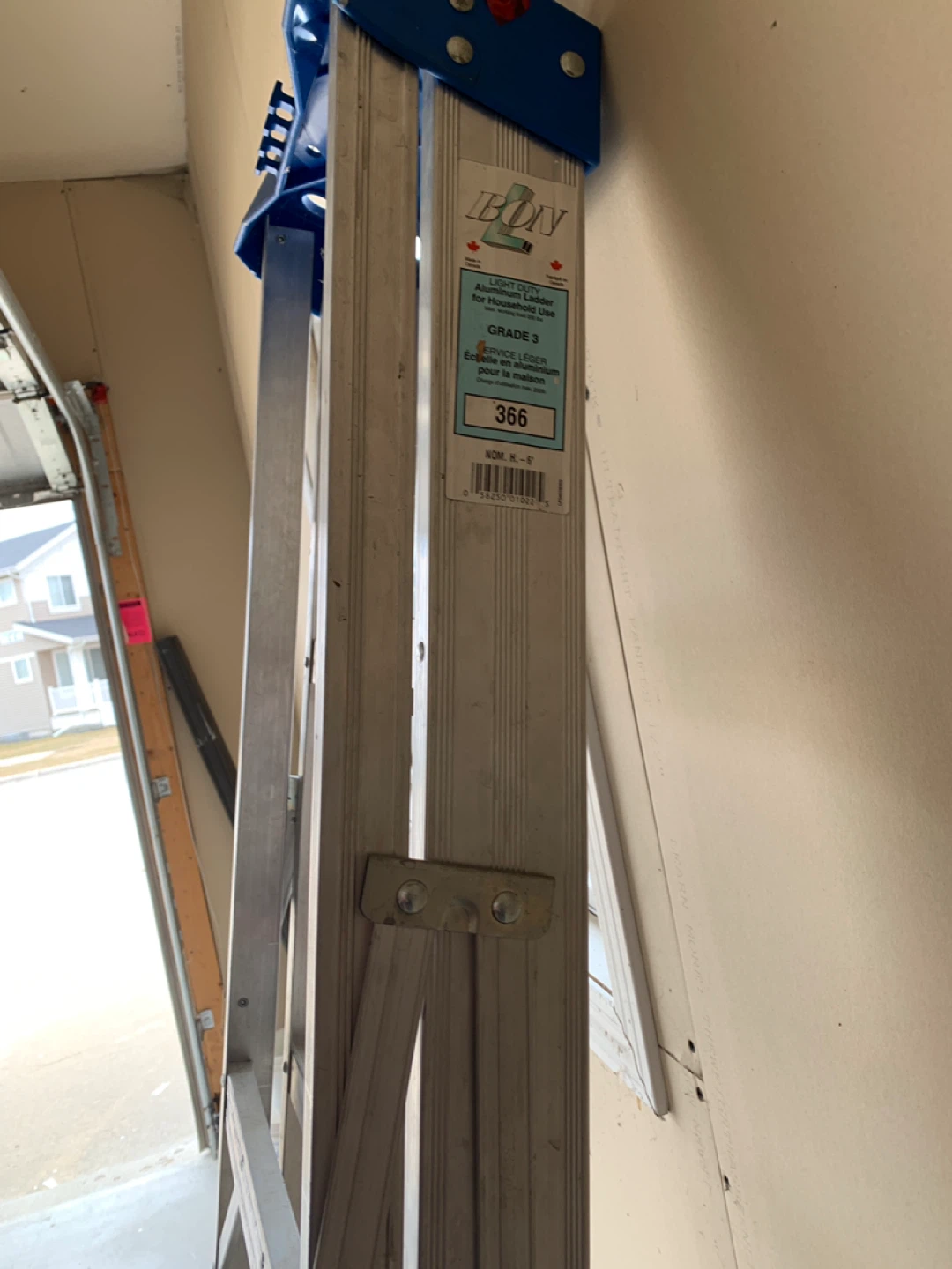Evolv Aluminum Ladder - photo 2
