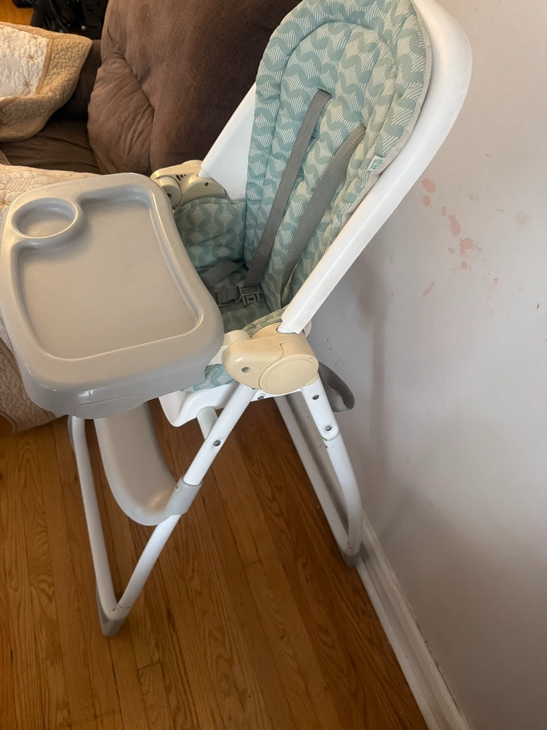 Kids Embrace High Chair - photo 2
