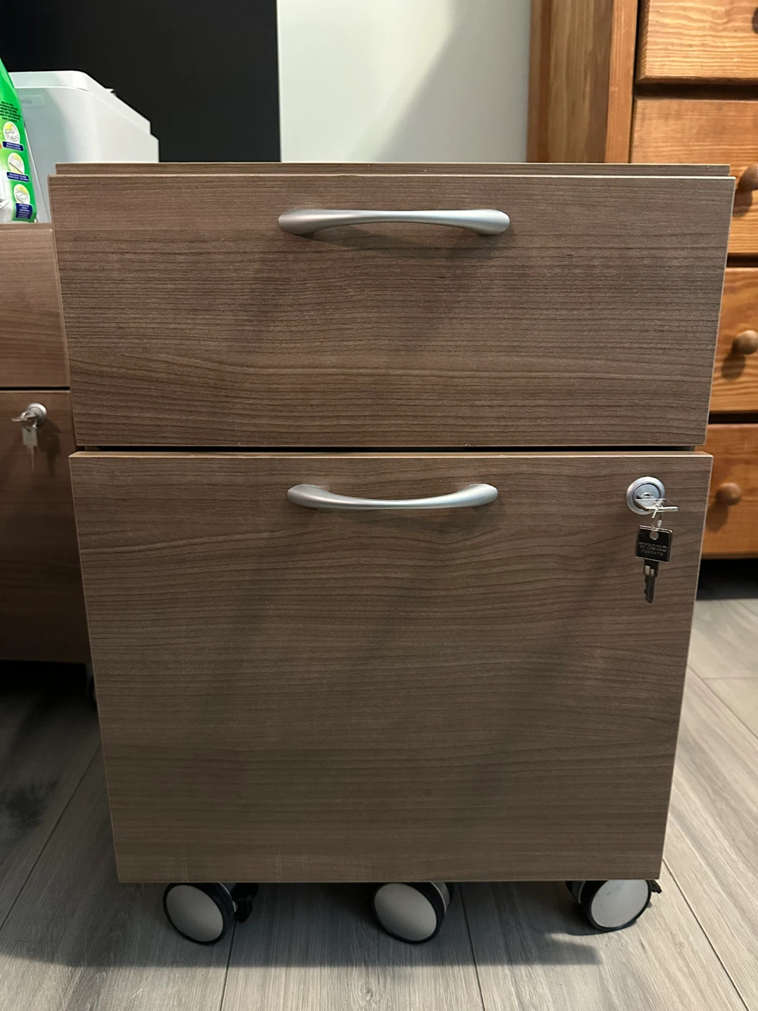 Brown 2-Drawer Rolling File Cabinet