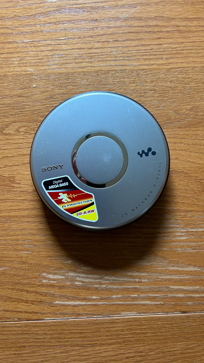 Sony Walkman R – RW CD Player
