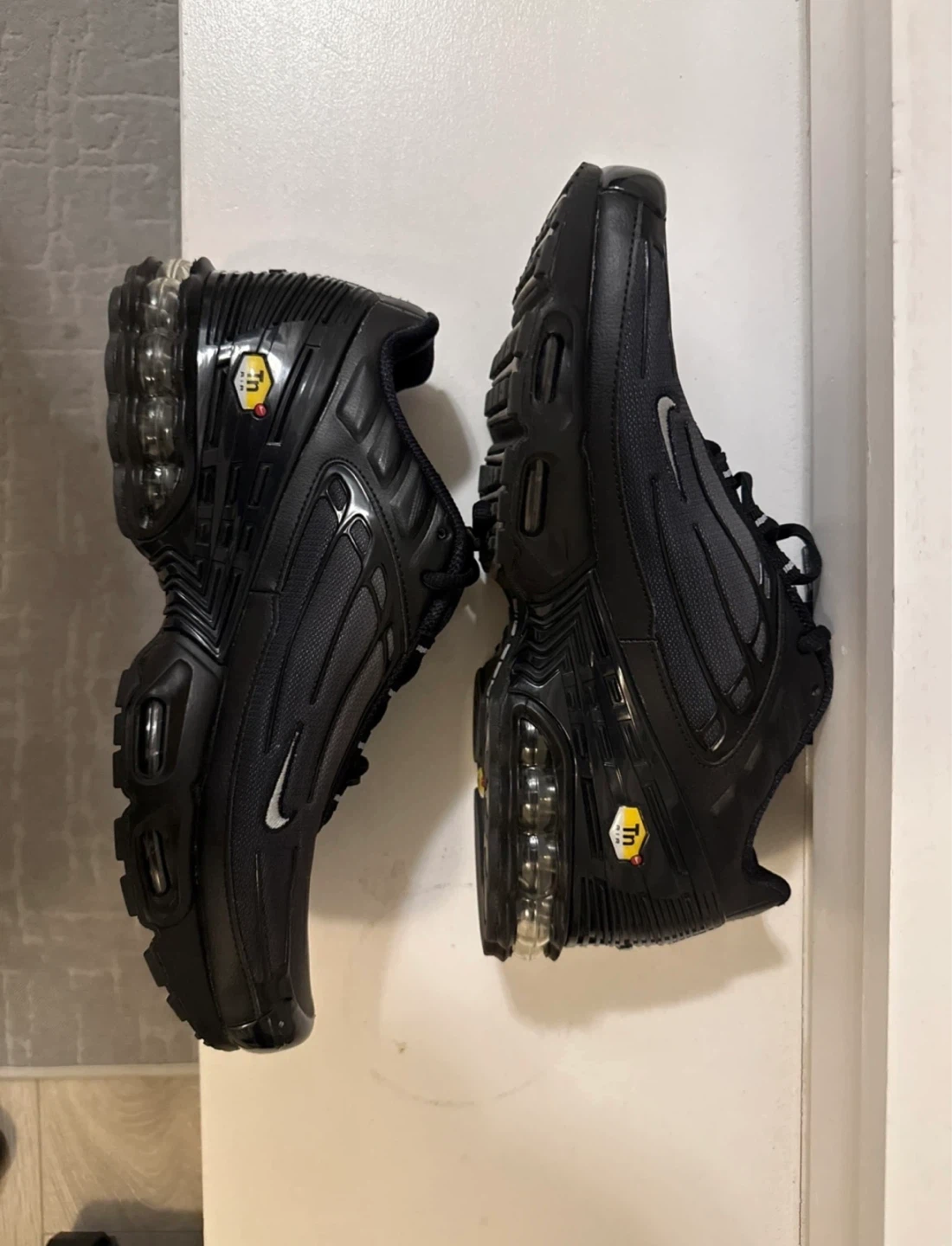 Nike Air Max Plus III Men's Shoes Black/Black/Wolf Grey US 10.5
