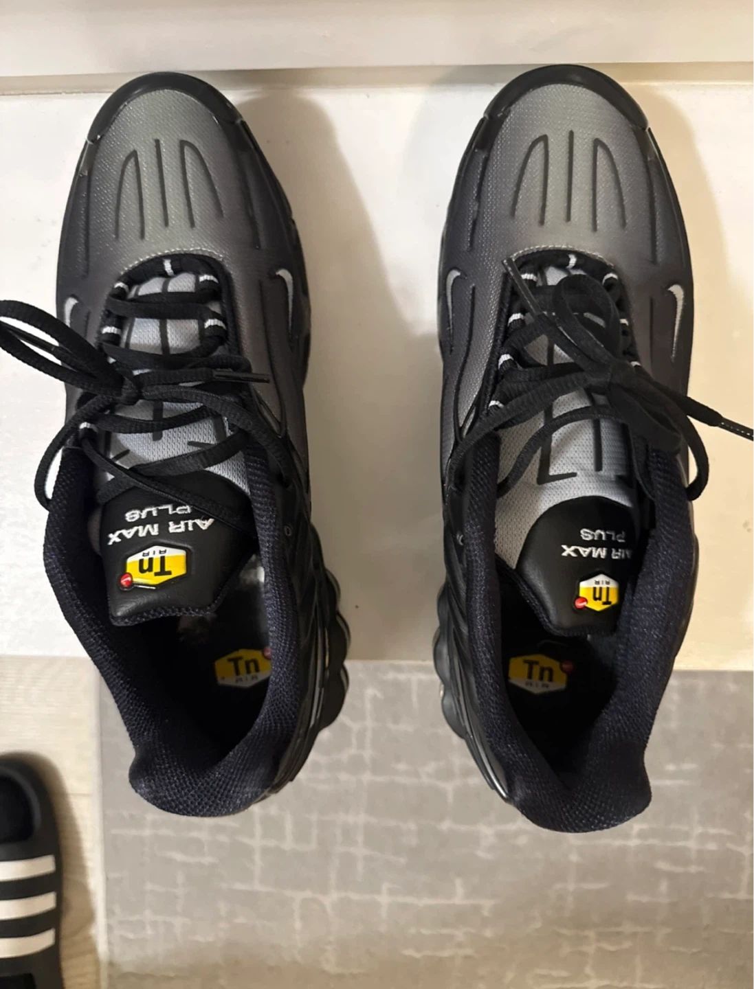 Nike Air Max Plus III Men's Shoes Black/Black/Wolf Grey US 10.5 - photo 3