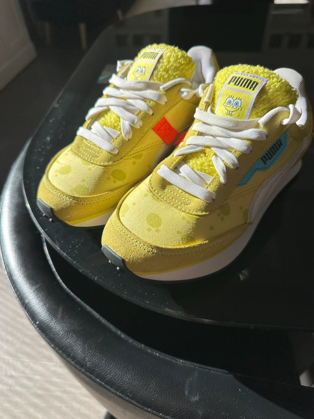 Limited Edition Puma x SpongeBob Size 5 US MEN 6.5 WOMENS - photo 2
