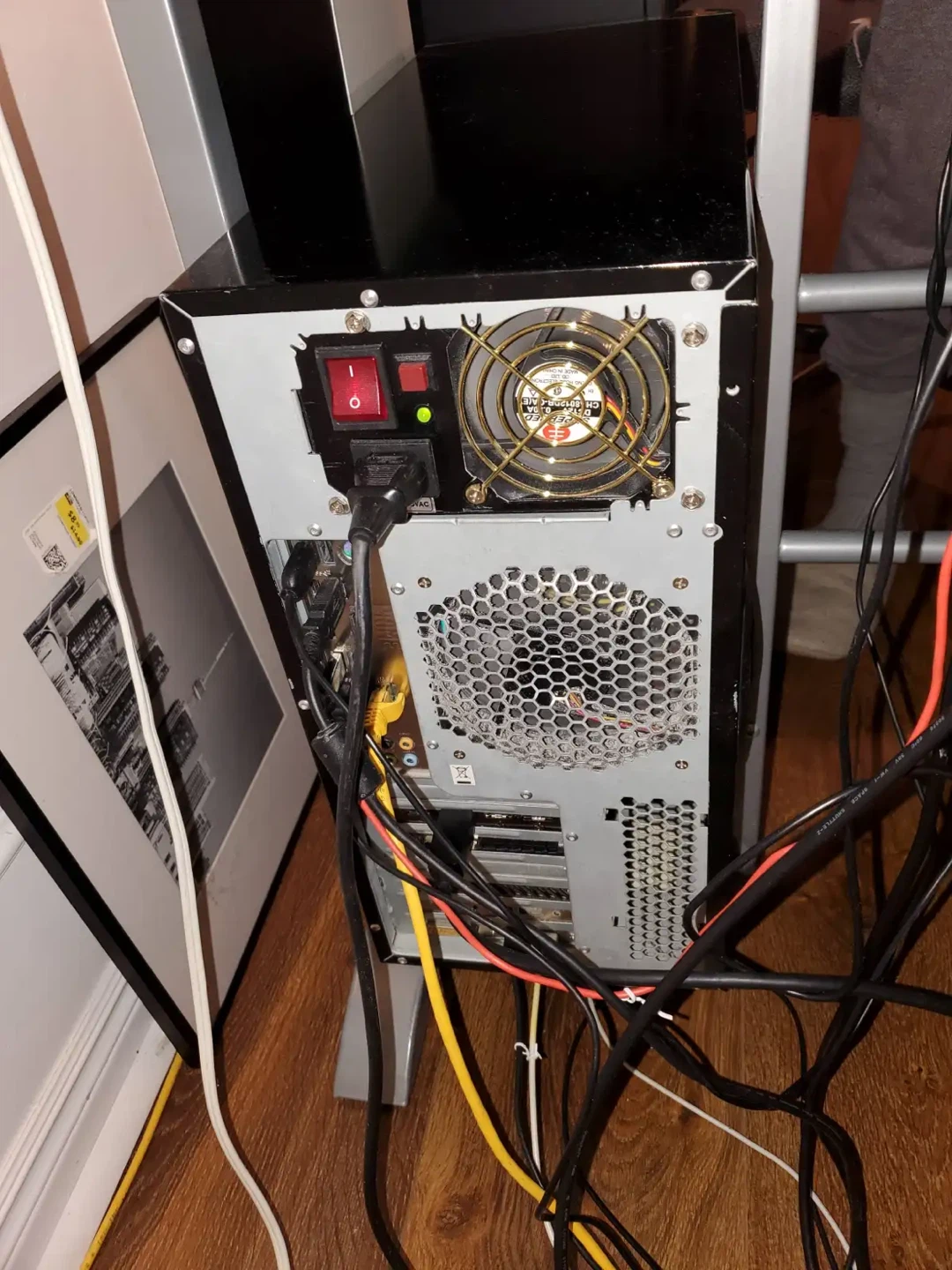 Custom Gaming/Desktop PC - photo 3