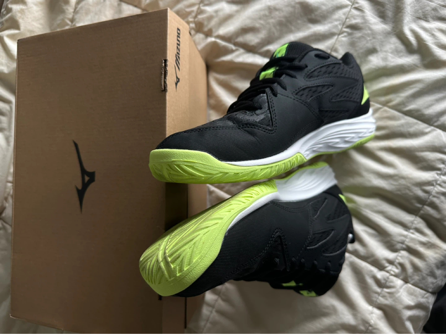 Mizuno Thunder Blade Z Indoor Shoes - Black/Green - Size 9 - photo 4