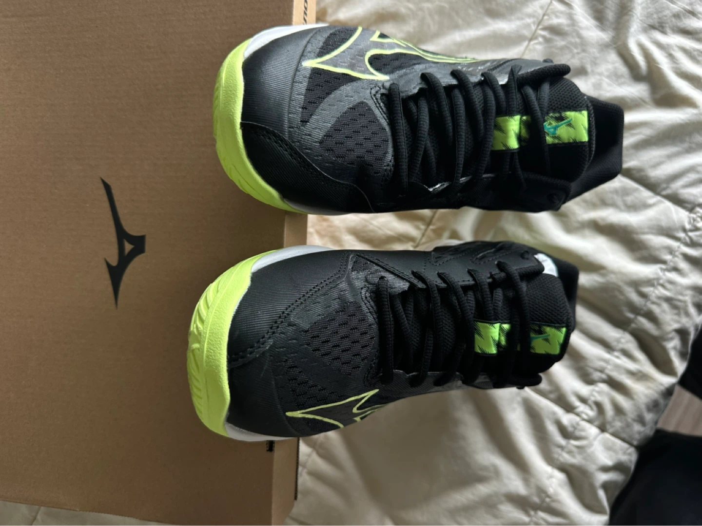 Mizuno Thunder Blade Z Indoor Shoes - Black/Green - Size 9 - photo 3