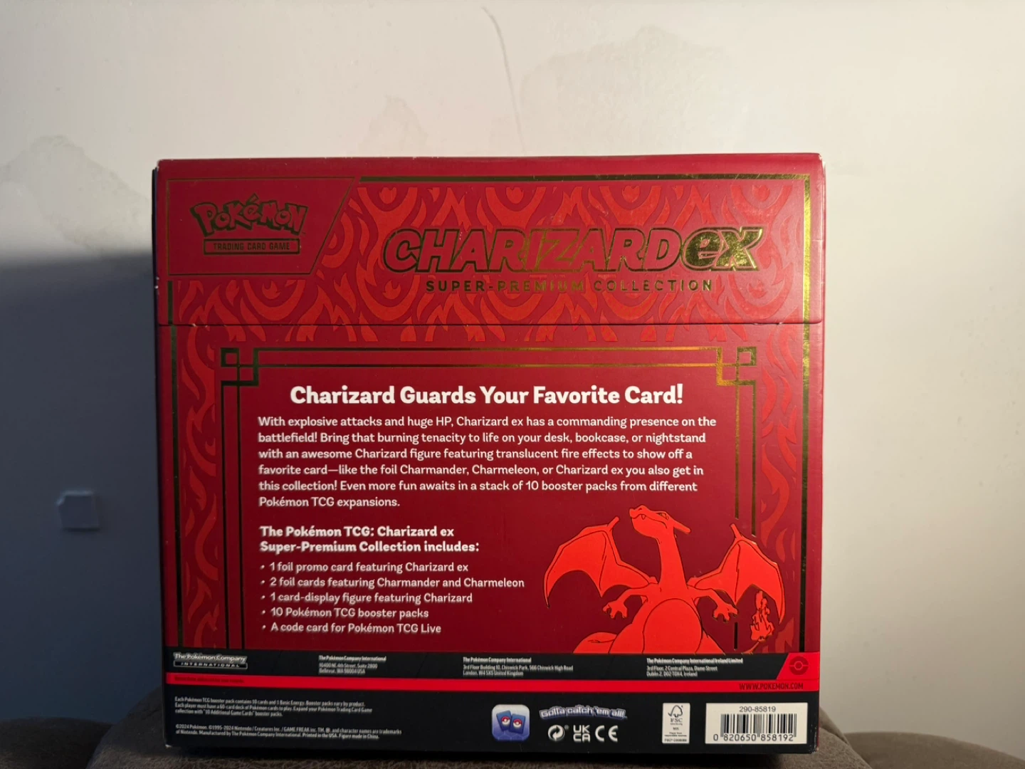 Pokémon TCG Charizard ex Super-Premium Collection Box - photo 3