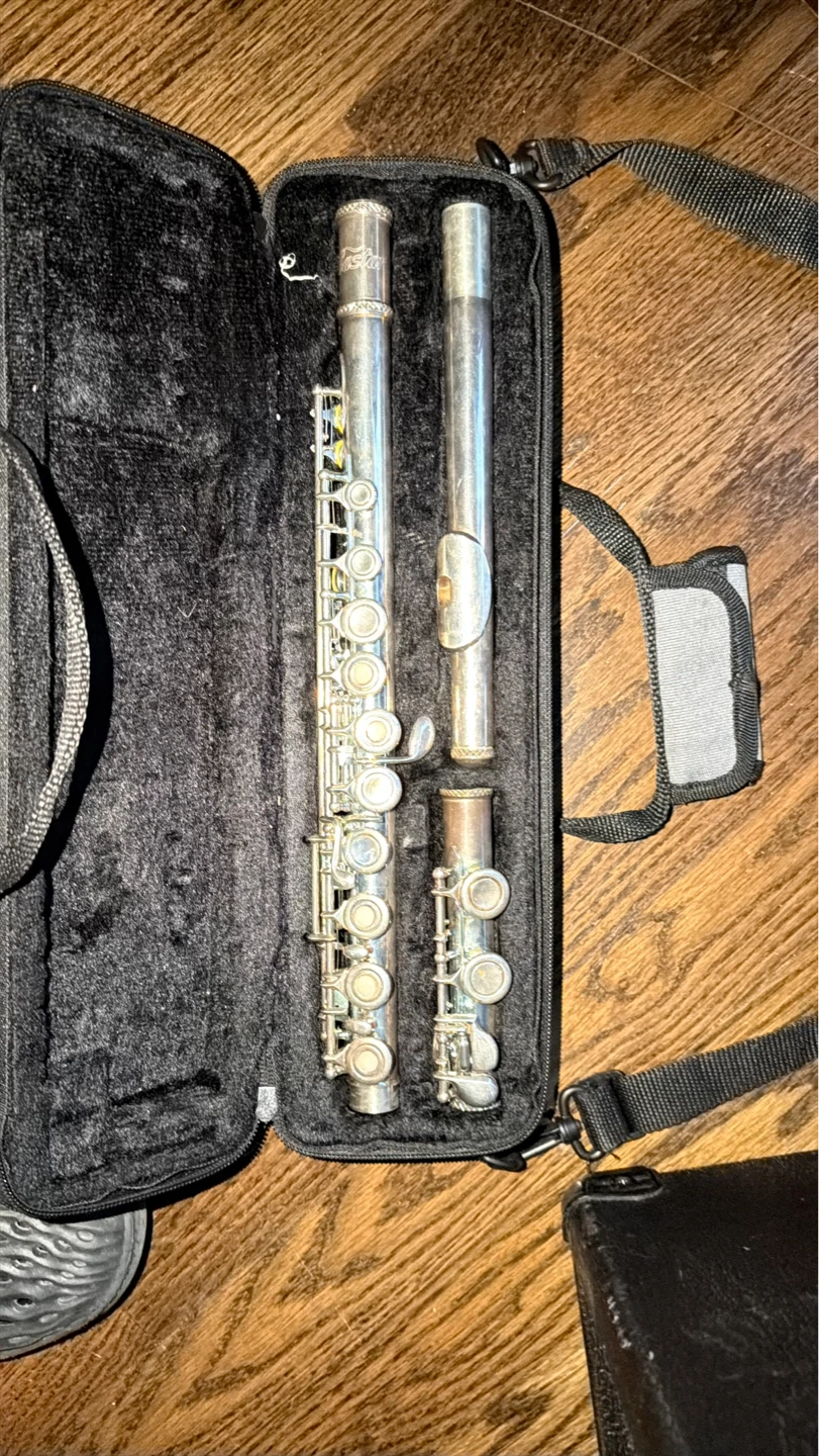 Armstrong Flute with Case