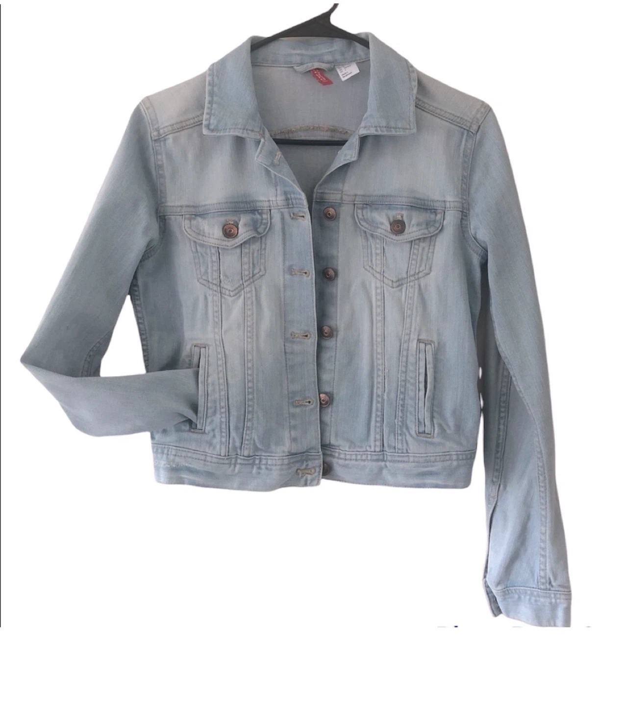 🌱H&M Divided Light Wash Cropped 90s Denim Jacket - Size 6 - photo 2