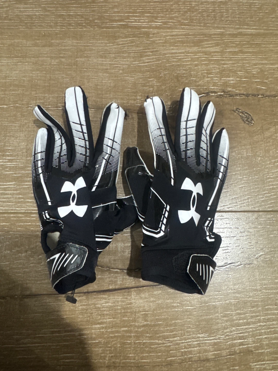 Under Armour Football Gloves