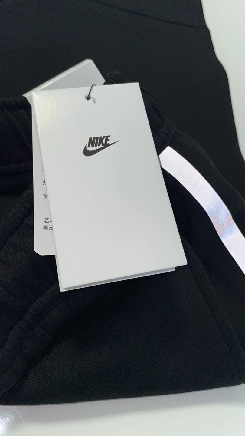 Nike Black Reflectives - Size M fits S - photo 5