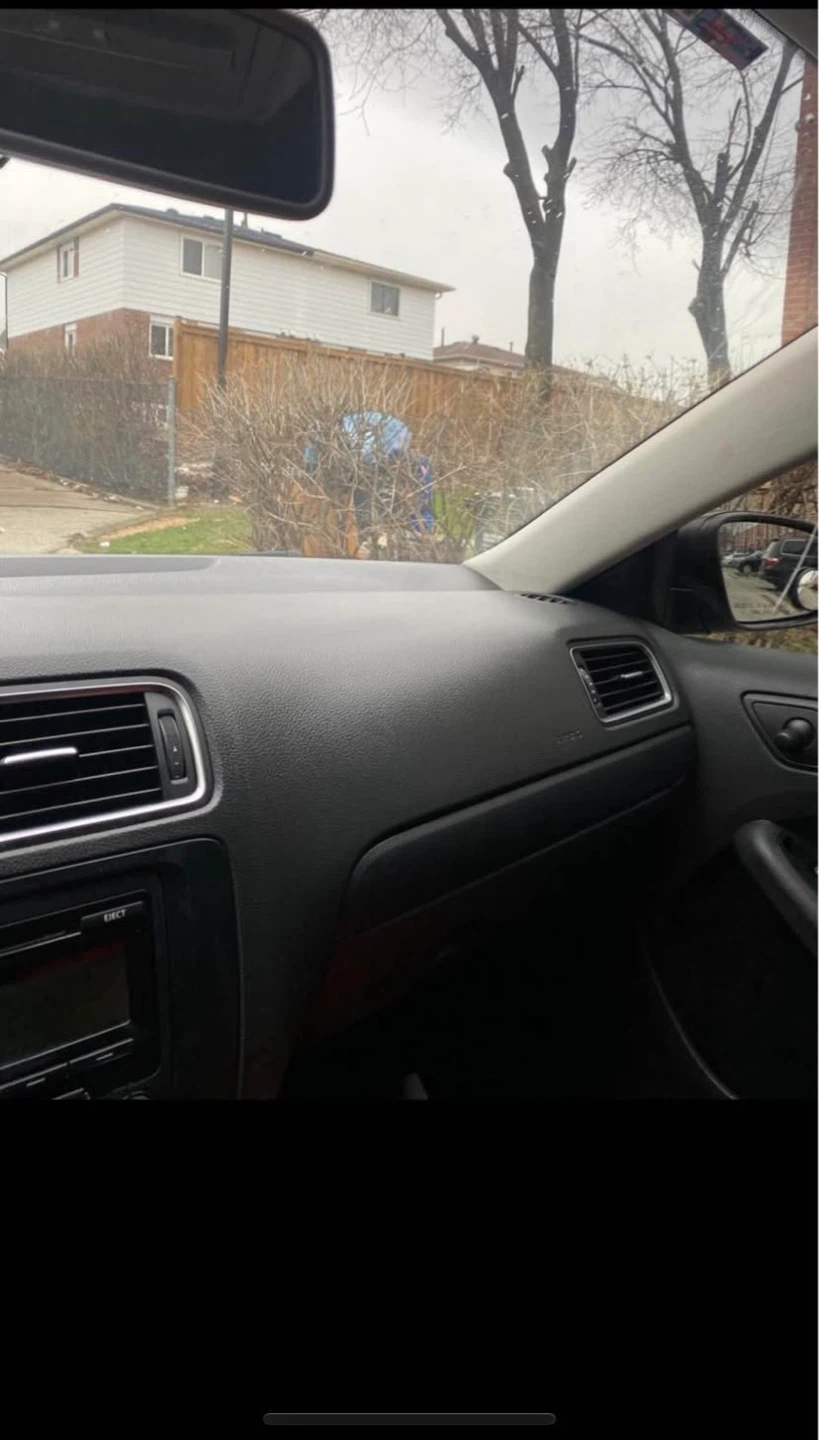 2013 Silver Volkswagen Jetta with 263,054 km