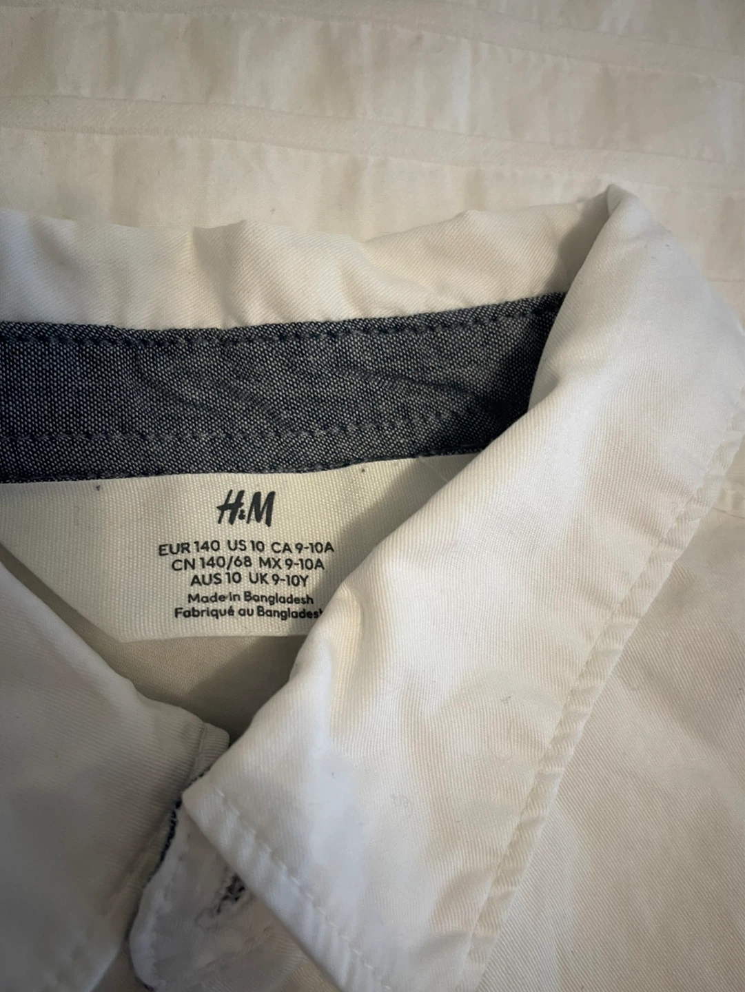 H&M White Button-Up Shirt - Size 10 (9-10 Years) - photo 3