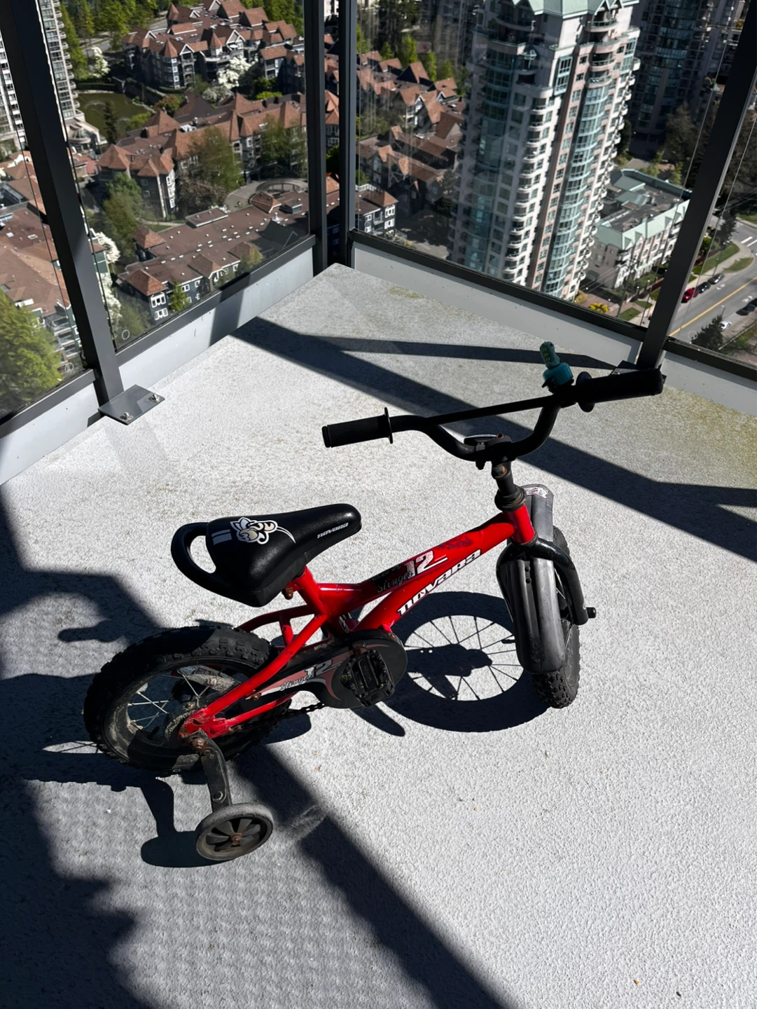 12" Kids Bike with training wheels