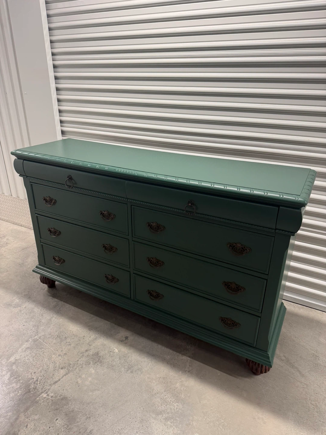 🚨Free Delivery NJ/NY Green Solid Wood Dresser - 8 Drawers - photo 3