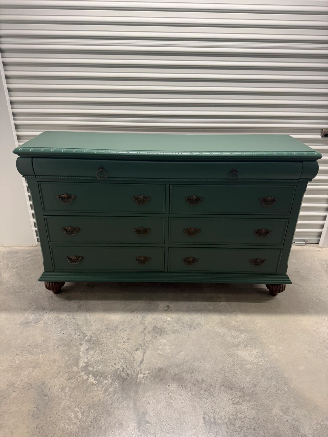 🚨Free Delivery NJ/NY Green Solid Wood Dresser - 8 Drawers