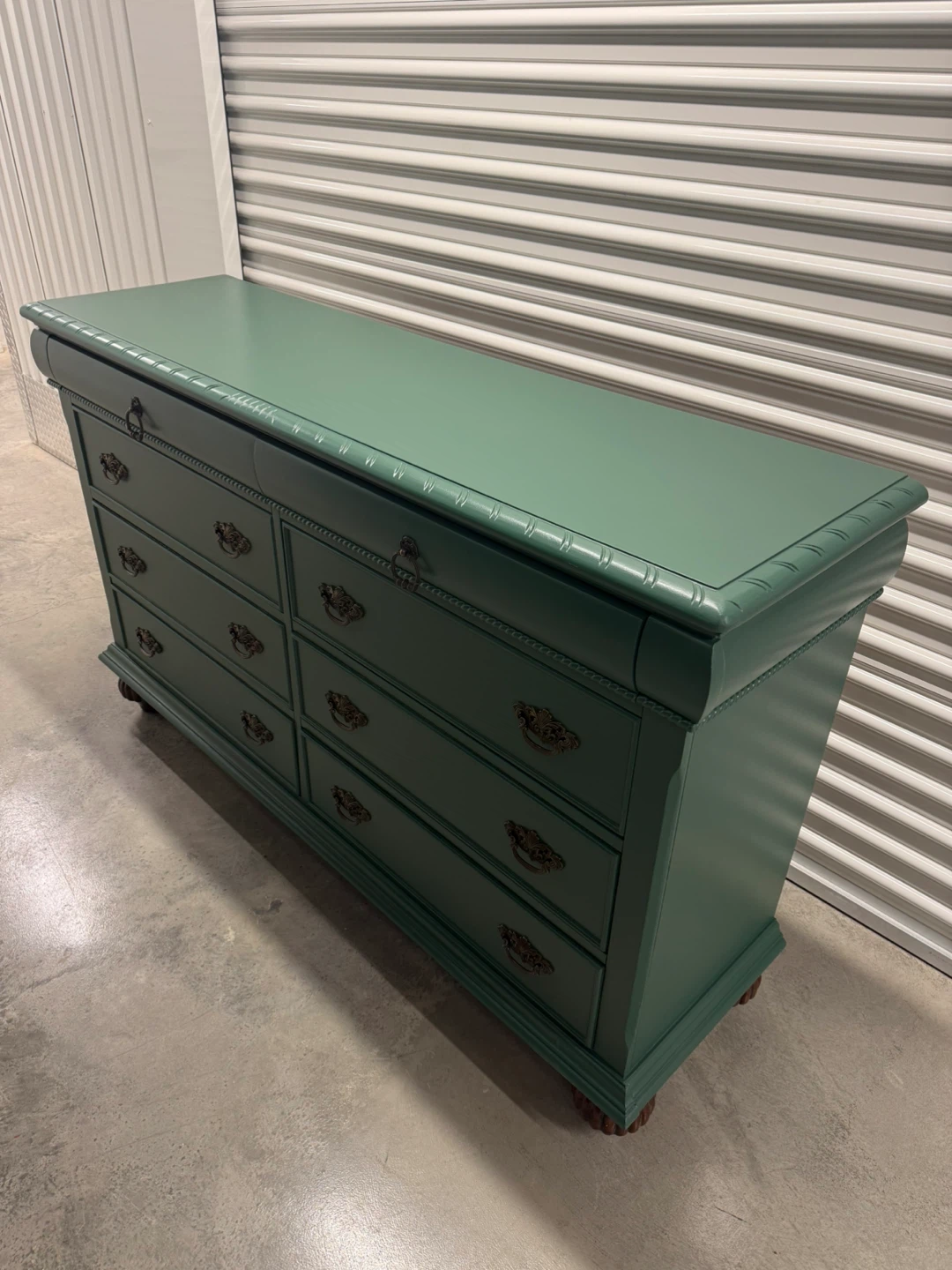 🚨Free Delivery NJ/NY Green Solid Wood Dresser - 8 Drawers - photo 2