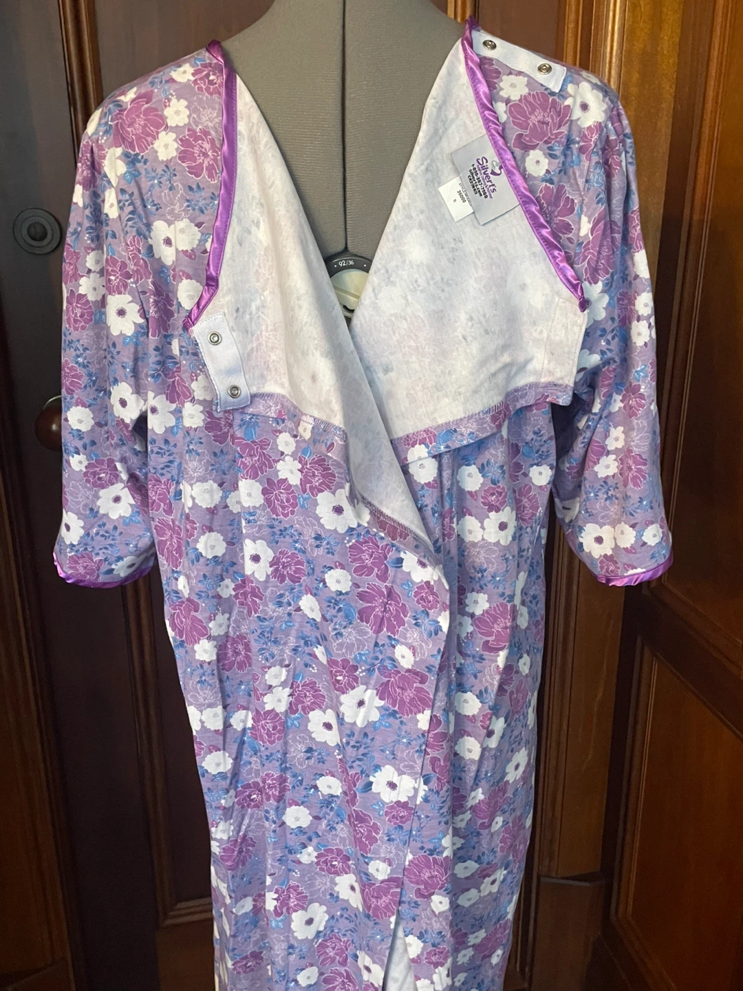 Floral Nightgown (Silvert’s) - size S - photo 3