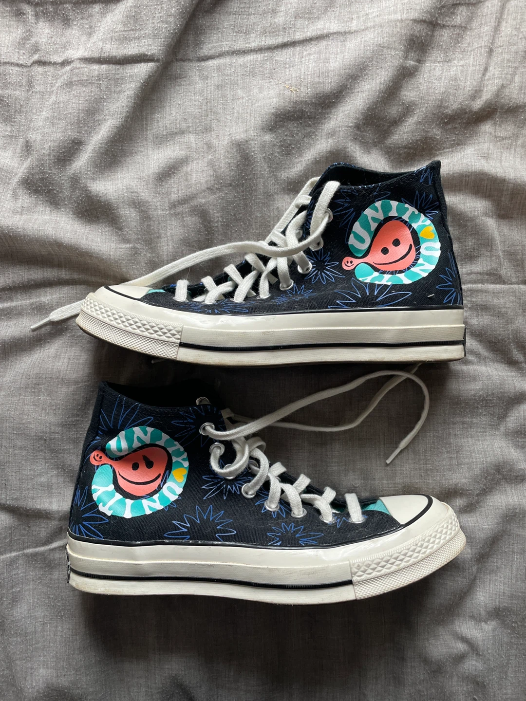 Converse Chuck Taylor All Star High Top Sneakers Size 7 - photo 2