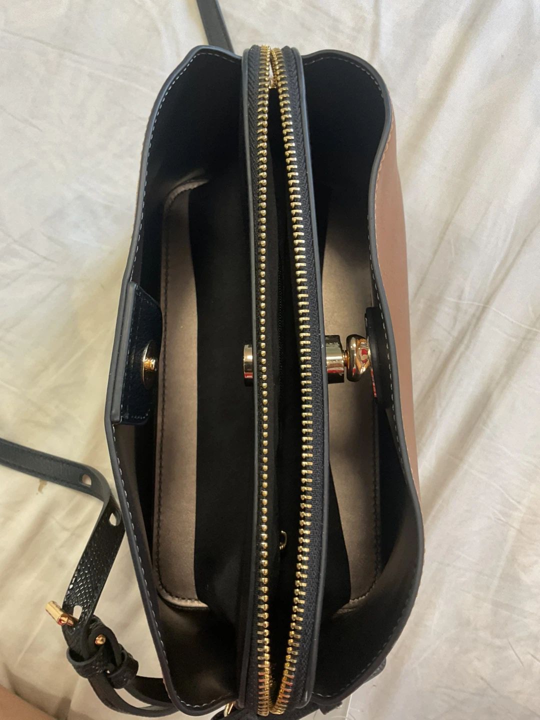 Lulu & Grey London Crossbody Bag - photo 3