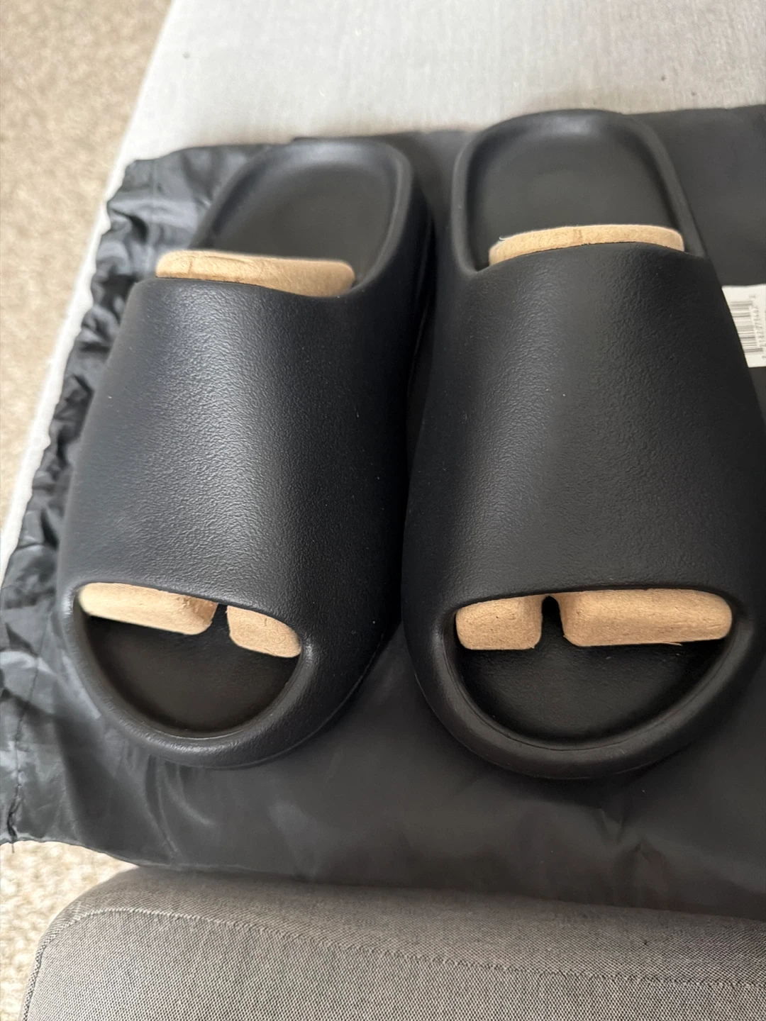 Yeezy Slides - photo 2