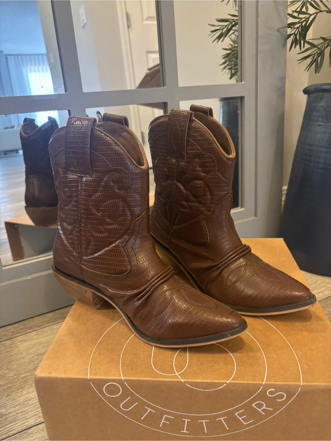 Urban Outfitters Brown Faux Lizard Cowboy Boots Size 6