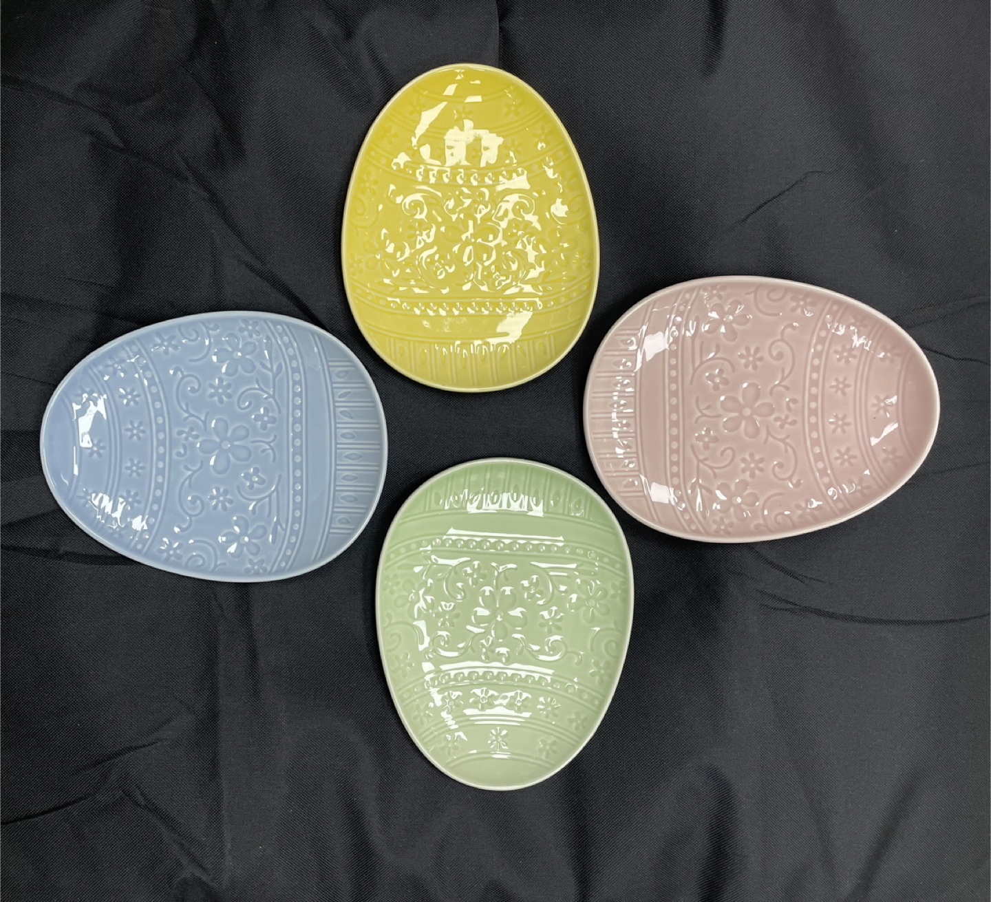 Set of 4 Easter Egg Shaped Plates $15/set ,2 sets for $20