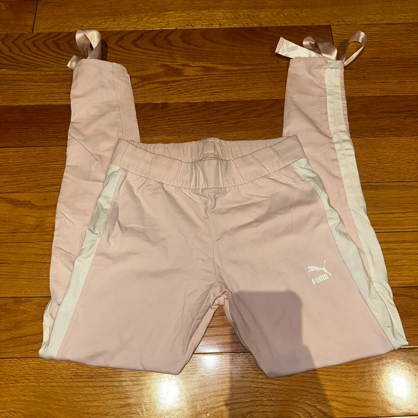 Puma Pink Leggings with Bow Detail Small