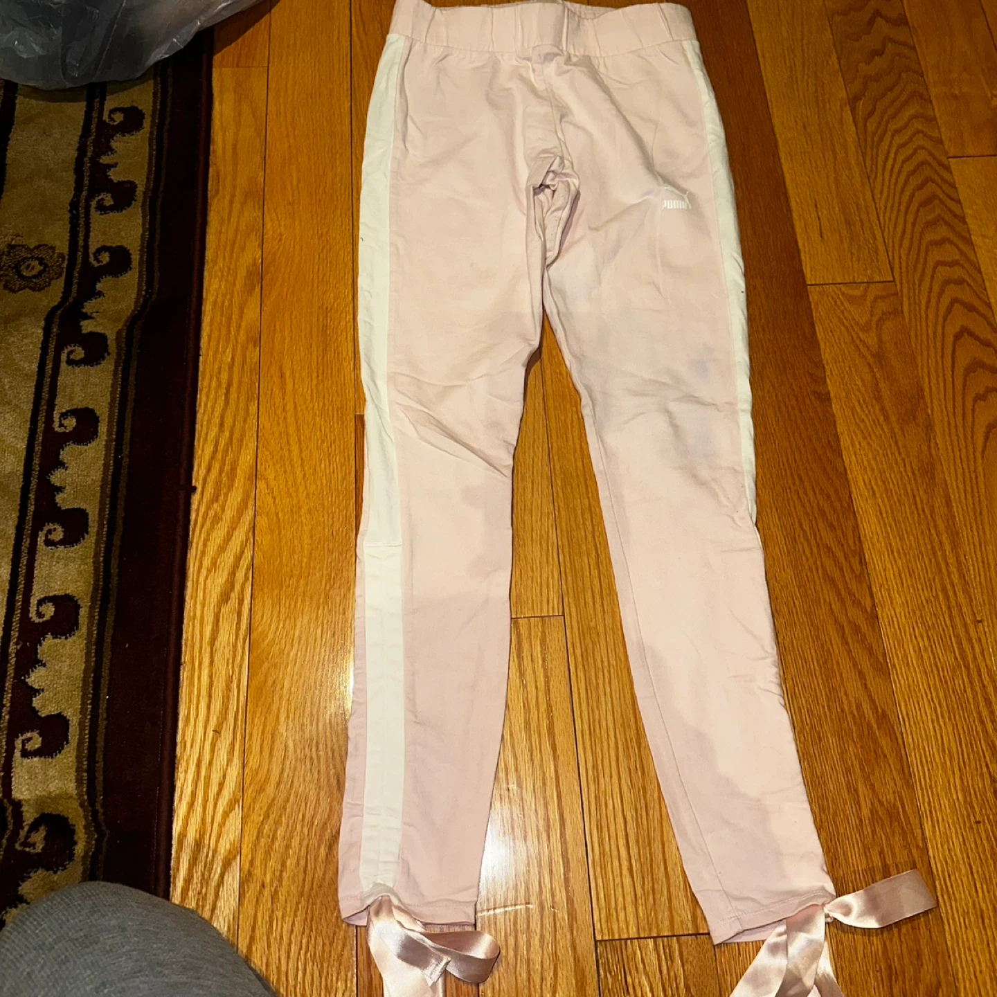 Puma Pink Leggings with Bow Detail Small - photo 4