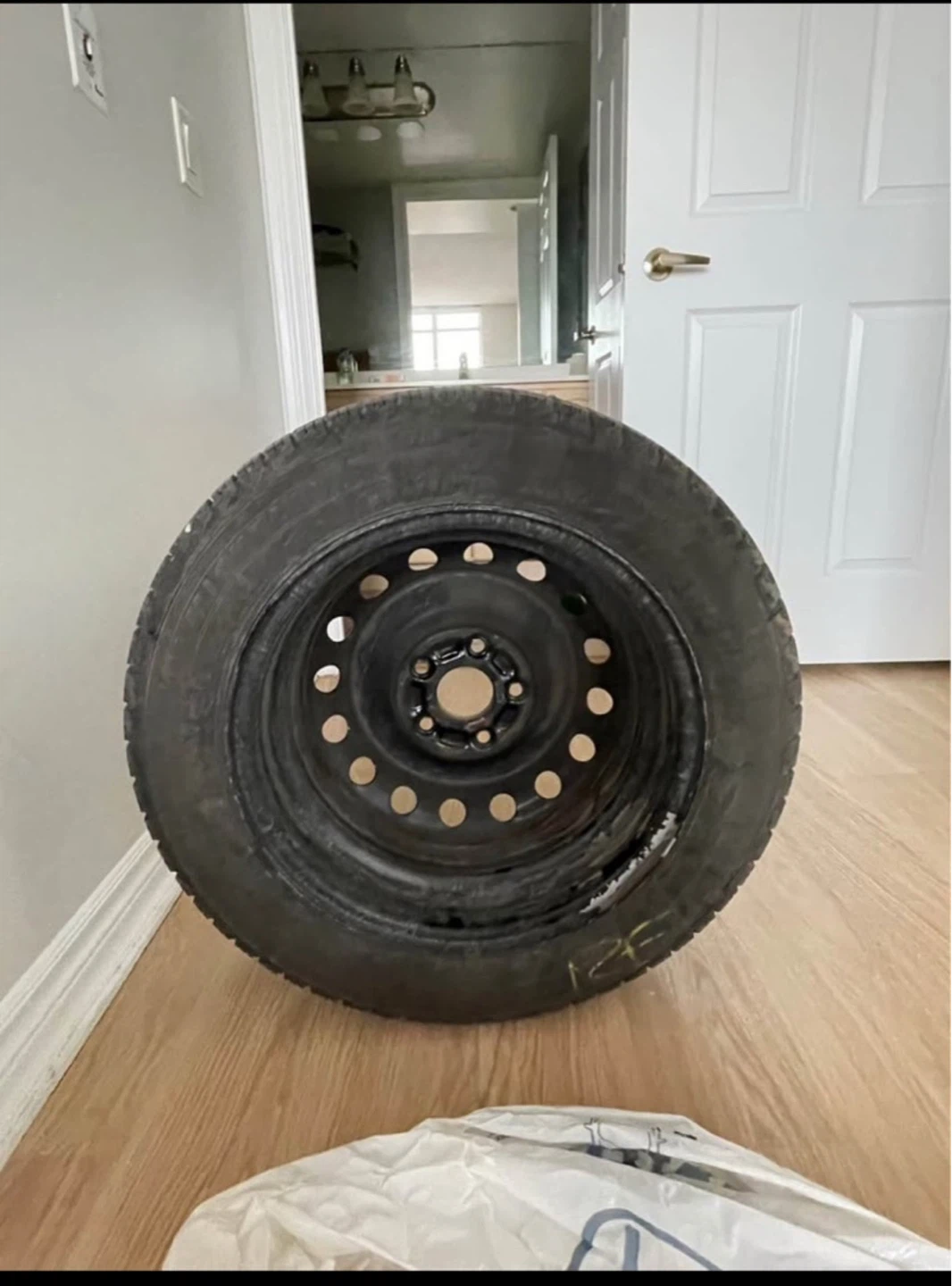 Michelin Winter Tire with Steel Rim - photo 5
