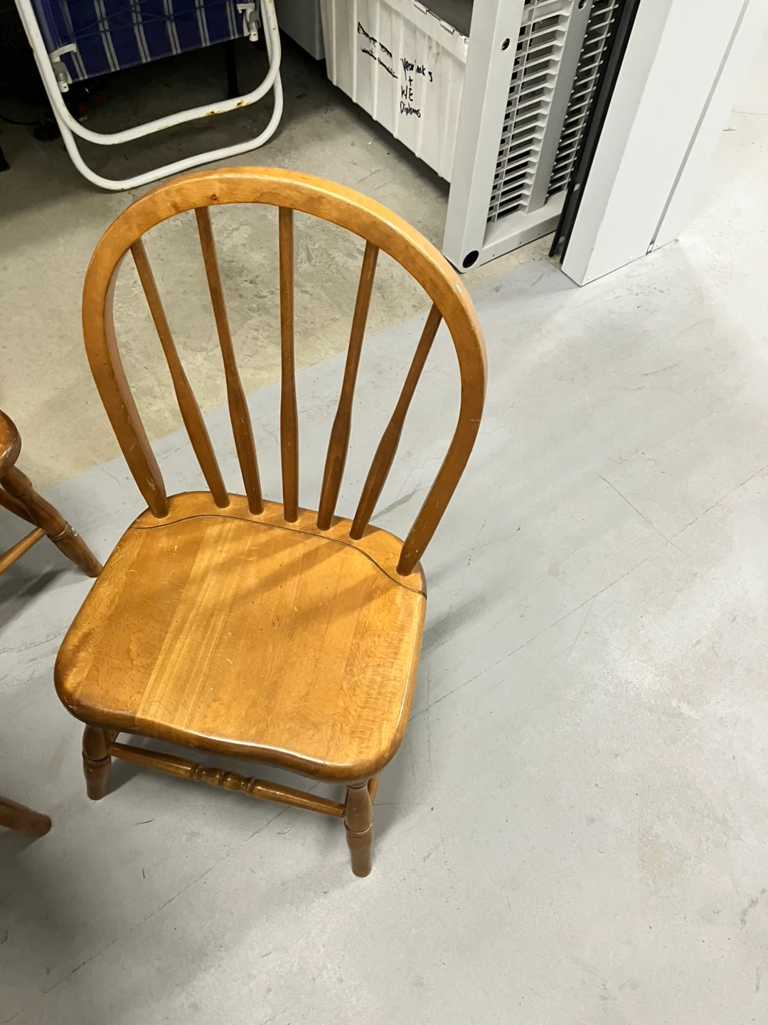 Vintage  Wooden children’s table with 4 chairs - photo 4