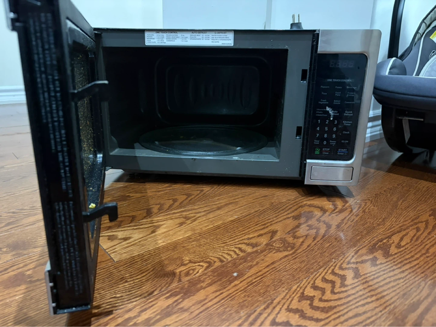 LG Stainless Steel Microwave - photo 2