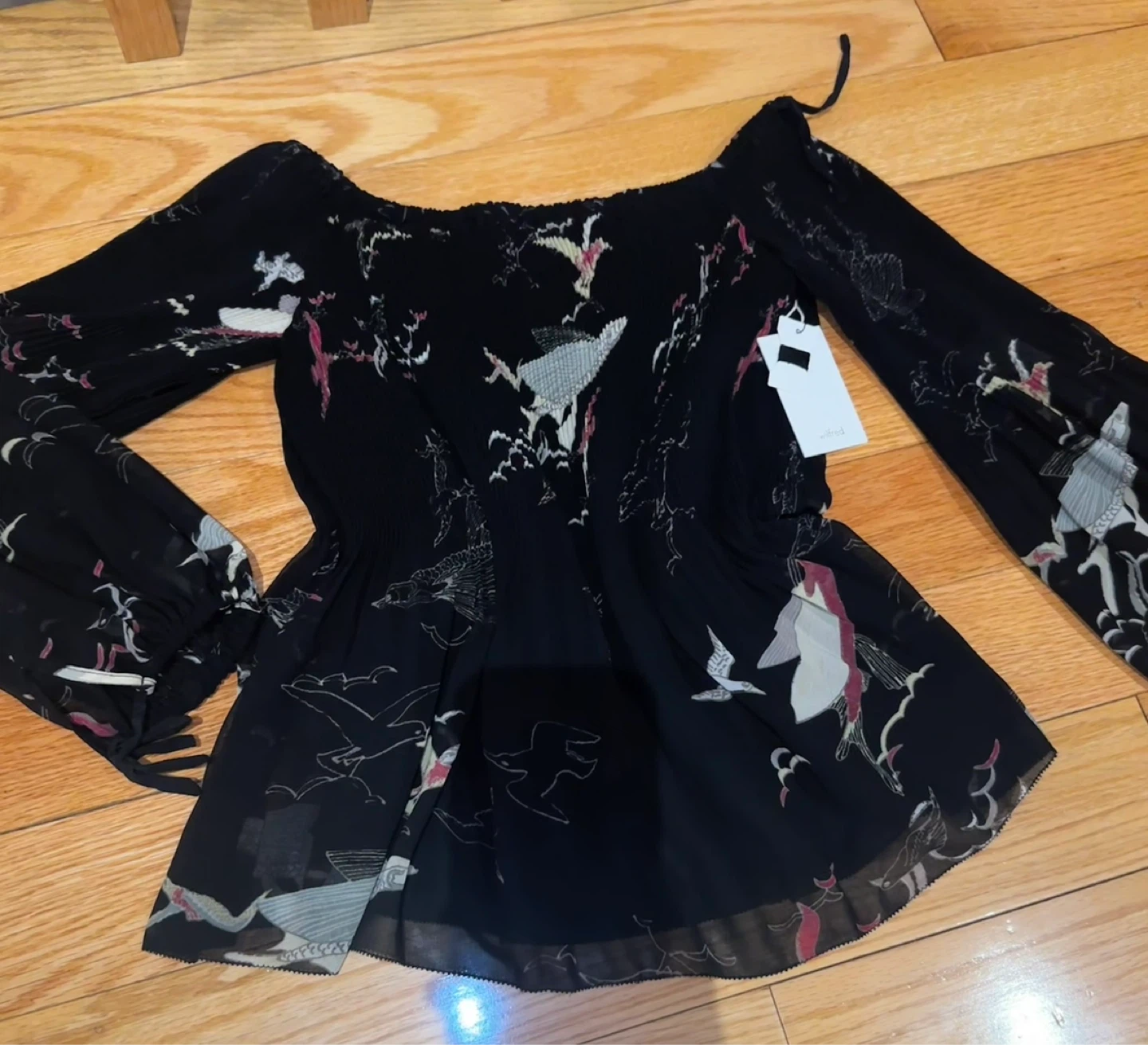 Aritzia Wilfred Talence Off Shoulder Blouse XS - photo 2