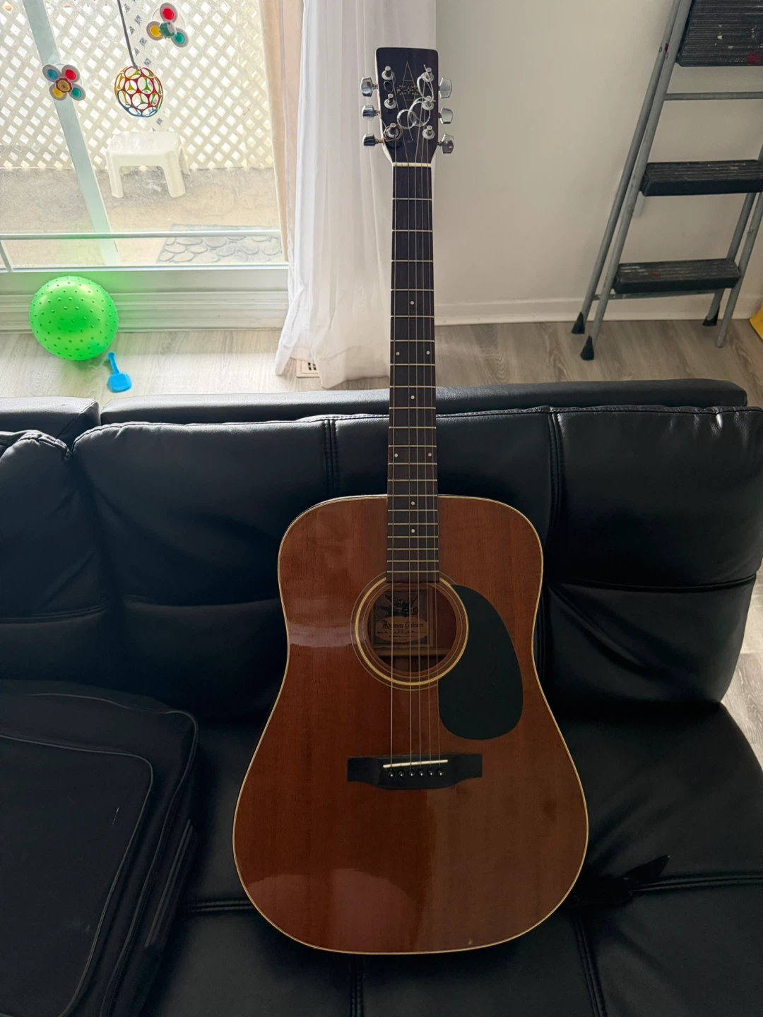 Alvarez Acoustic Guitar