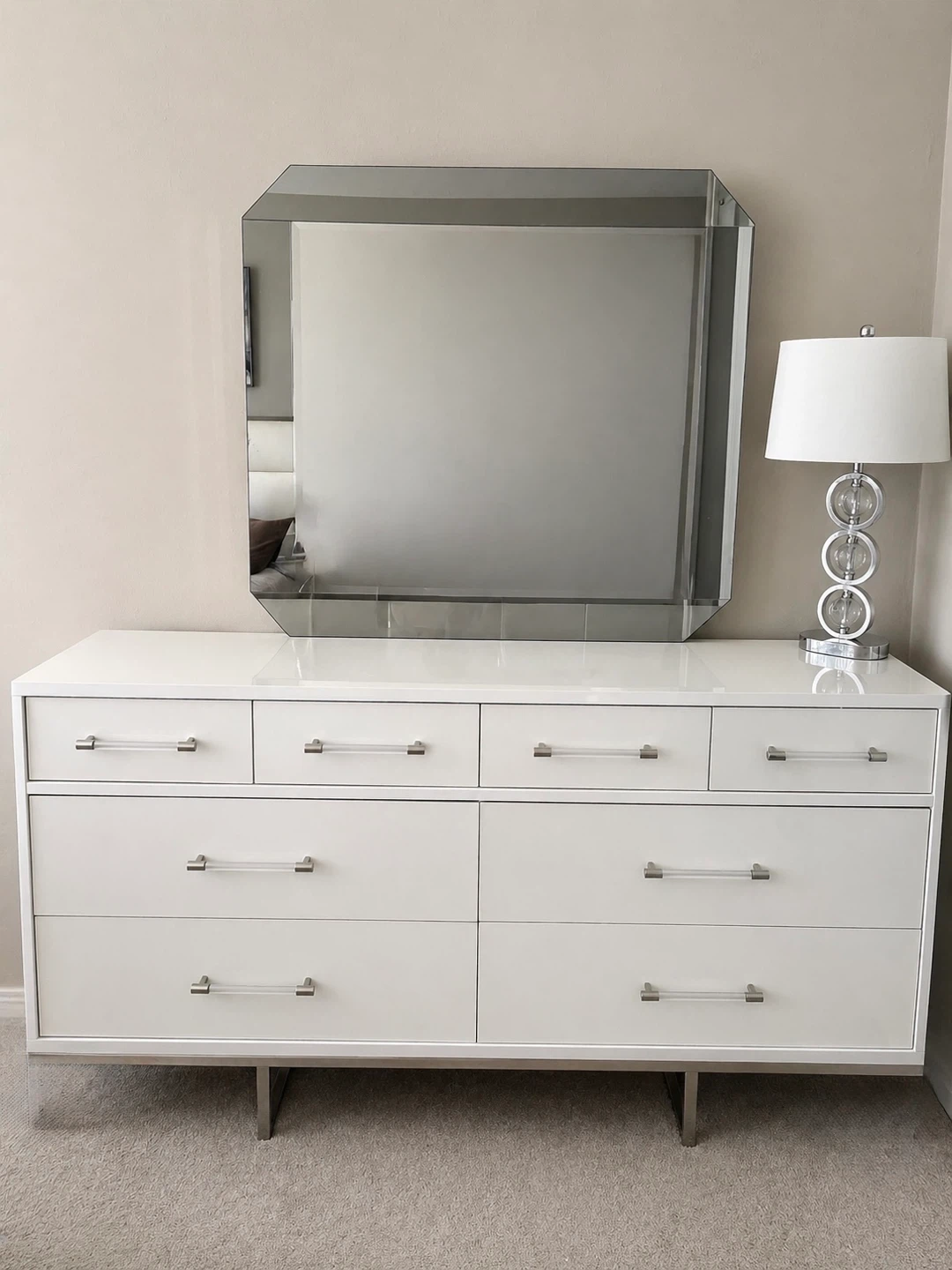 Modern White High Gloss Dresser With Mirror