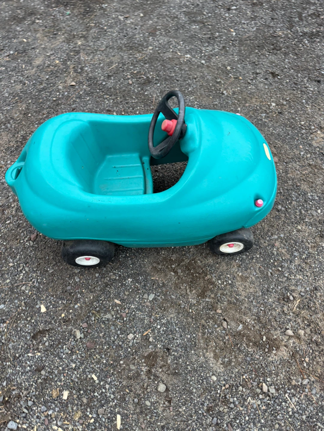 Little tykes Ride-On Toy Car with Steering Wheel - photo 2