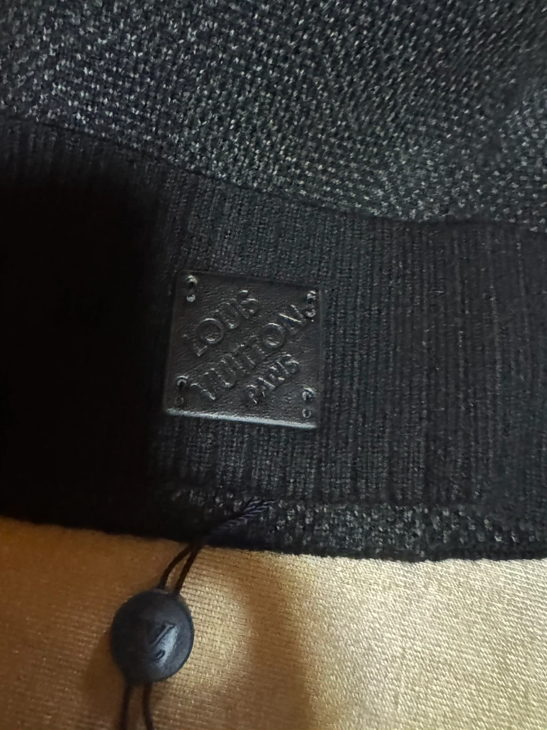 Louis Vuitton Paris Beanie - photo 2
