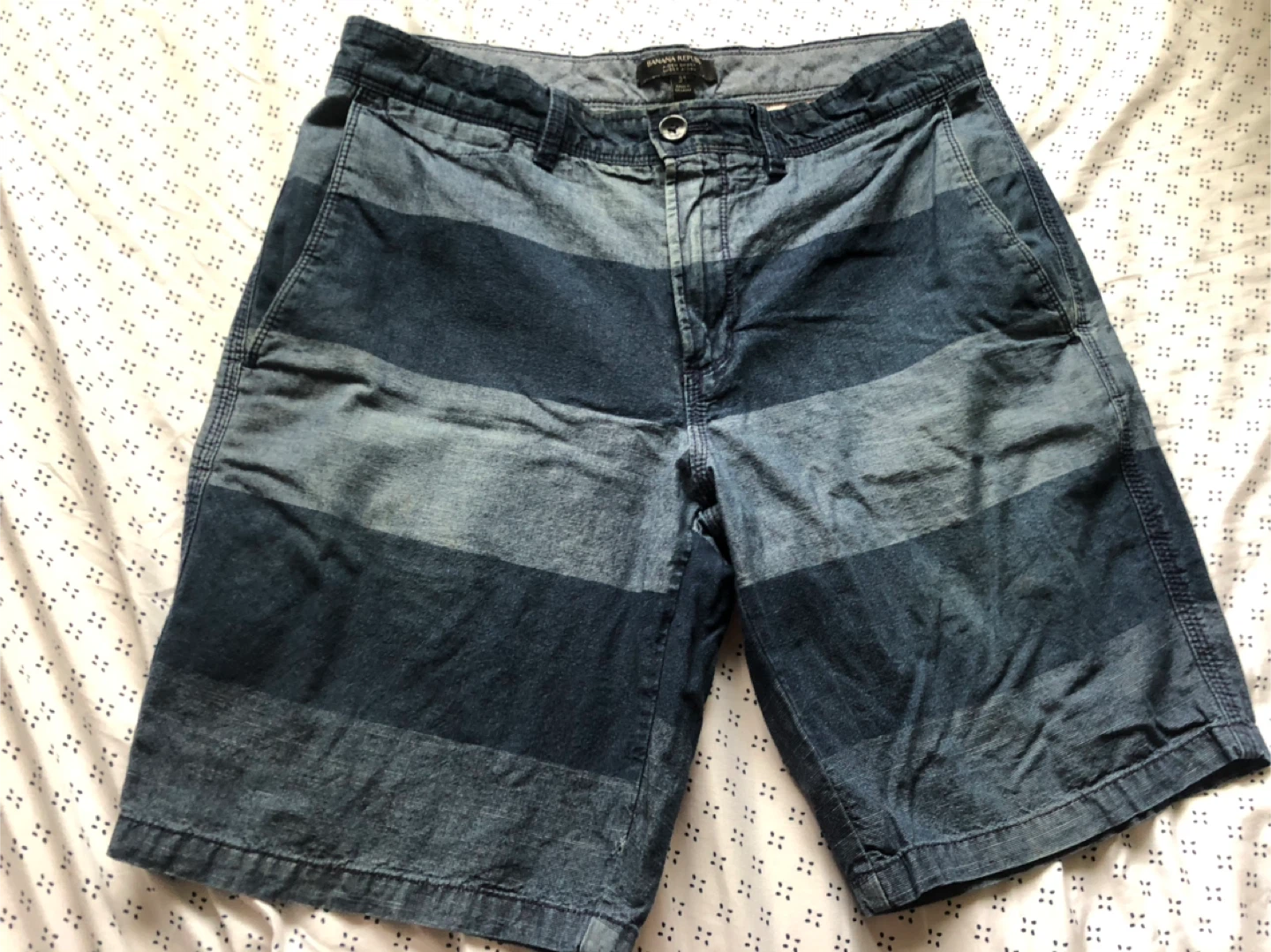 Banana Republic Aiden Striped Shorts Size 31