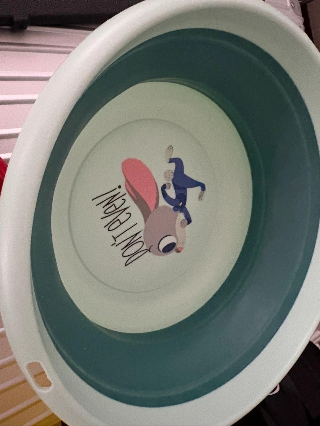 Collapsible Wash Basin with Judy Hopps Design