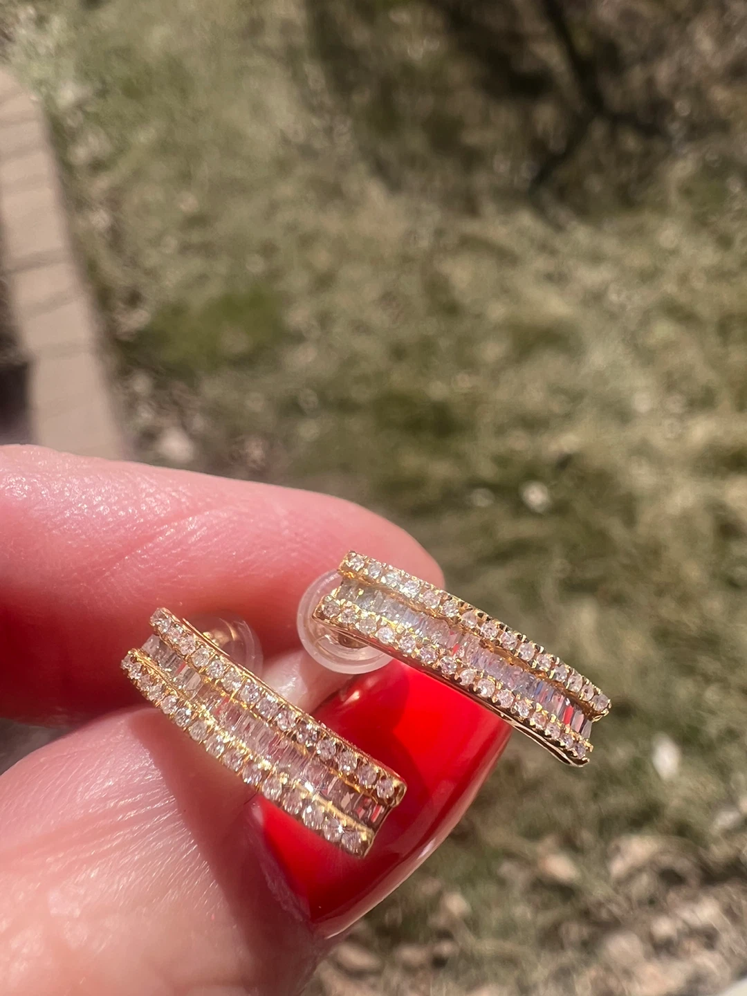 18 к Gold diamonds earrings